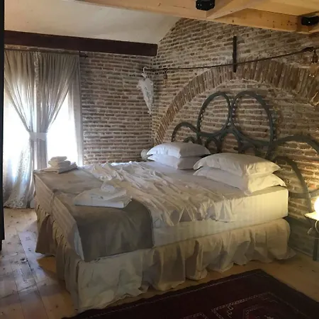 Hotel Le Petit Paris - Pazari Korce