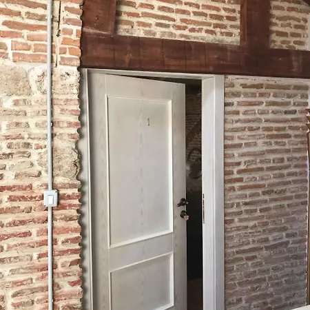 Le Petit Paris - Pazari * Korce